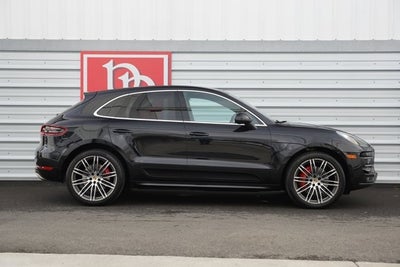 2015 Porsche Macan Turbo