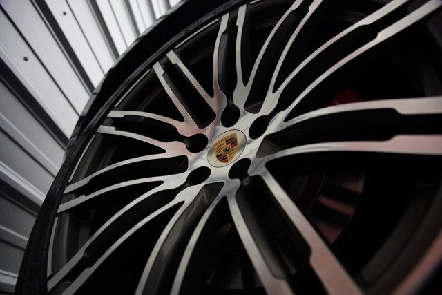 2015 Porsche Macan Turbo