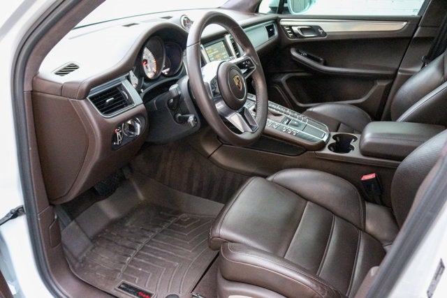 2016 Porsche Macan Turbo