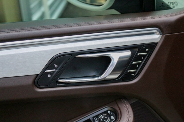 2016 Porsche Macan Turbo