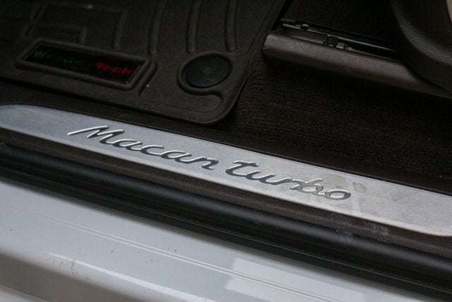 2016 Porsche Macan Turbo