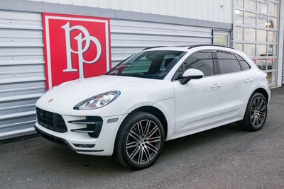 2016 Porsche Macan Turbo