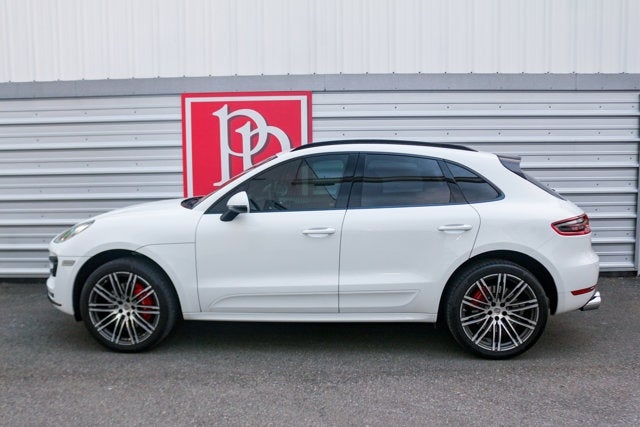 2016 Porsche Macan Turbo