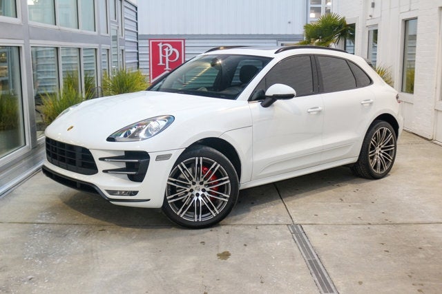 2016 Porsche Macan Turbo