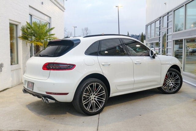 2016 Porsche Macan Turbo