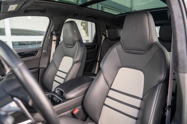 2022 Porsche Cayenne Turbo