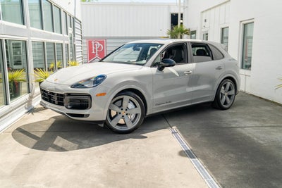 2022 Porsche Cayenne Turbo