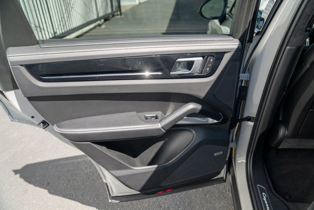 2022 Porsche Cayenne Turbo