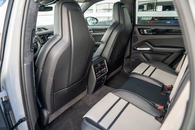 2022 Porsche Cayenne Turbo