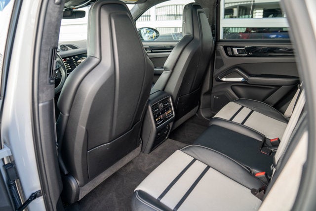 2022 Porsche Cayenne Turbo