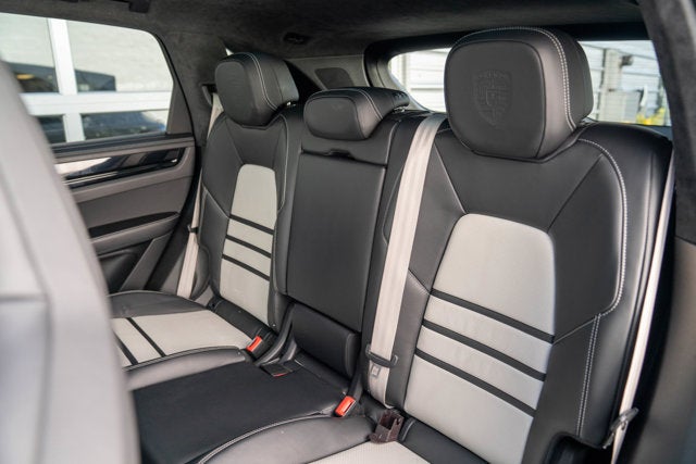 2022 Porsche Cayenne Turbo