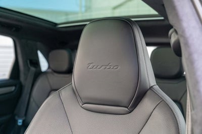 2021 Porsche Cayenne Turbo