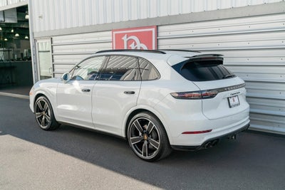 2021 Porsche Cayenne Turbo