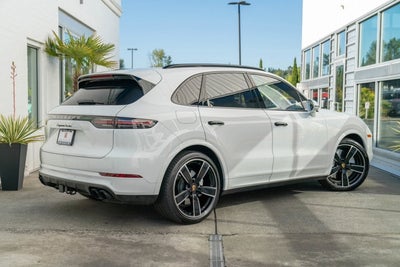 2021 Porsche Cayenne Turbo