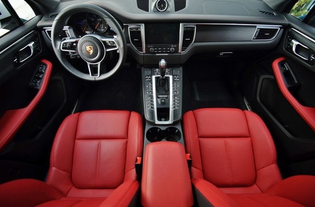 2017 Porsche Macan GTS