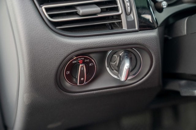 2022 Porsche Macan S