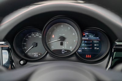 2022 Porsche Macan S