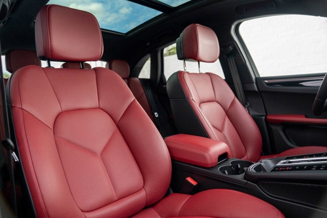 2022 Porsche Macan S