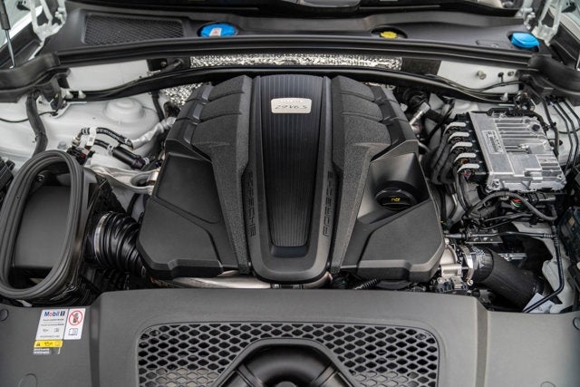 2022 Porsche Macan S