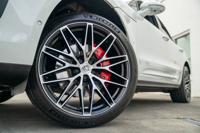 2022 Porsche Macan S