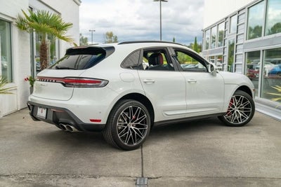 2022 Porsche Macan S