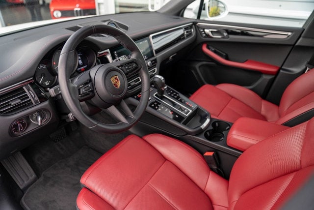2022 Porsche Macan S