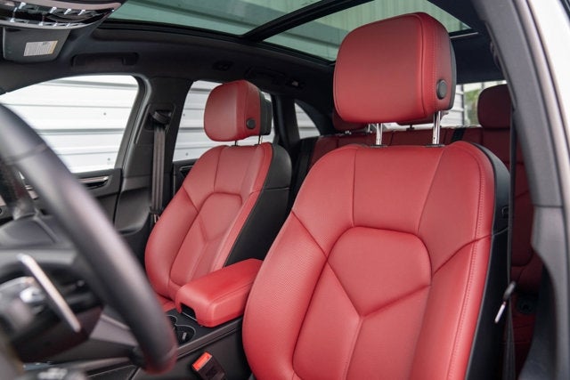 2022 Porsche Macan S