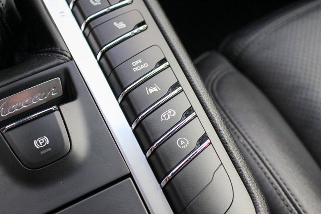 2017 Porsche Macan GTS