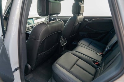 2021 Porsche Macan GTS