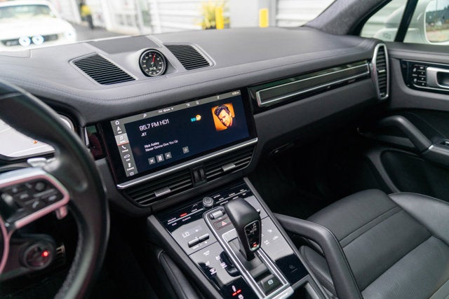 2021 Porsche Cayenne GTS