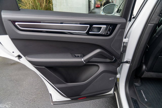 2021 Porsche Cayenne GTS