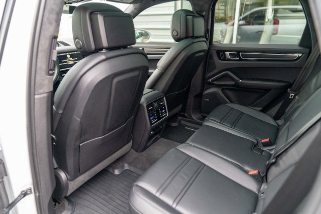 2021 Porsche Cayenne GTS