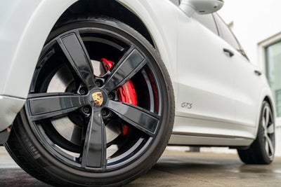 2021 Porsche Cayenne GTS