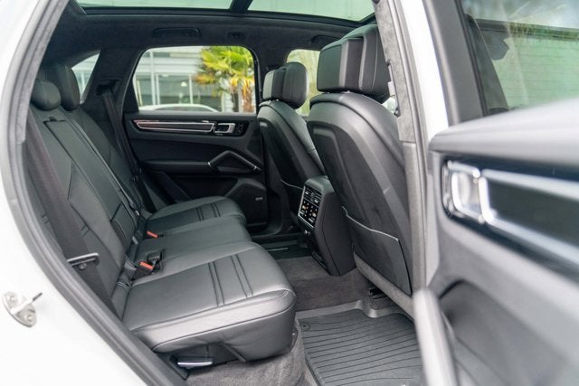 2021 Porsche Cayenne GTS