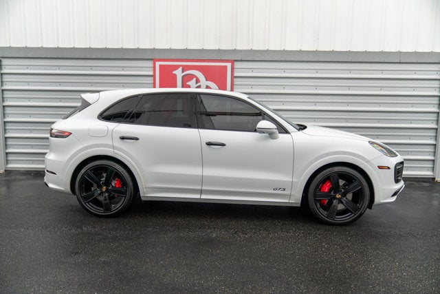 2021 Porsche Cayenne GTS