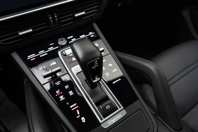 2022 Porsche Cayenne GTS