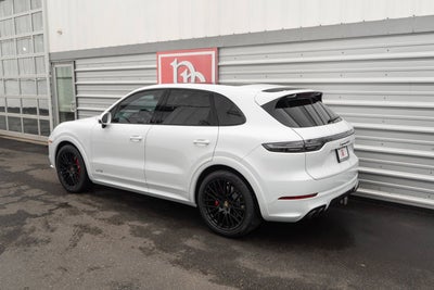 2022 Porsche Cayenne GTS