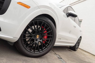 2022 Porsche Cayenne GTS