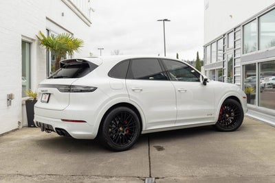 2022 Porsche Cayenne GTS