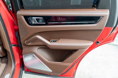 2022 Porsche Cayenne Coupe AWD