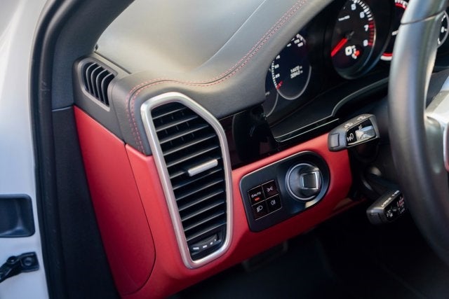 2020 Porsche Cayenne S