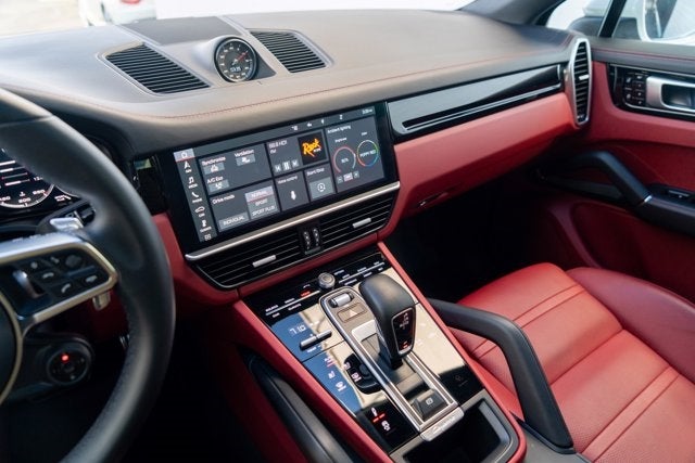 2020 Porsche Cayenne S