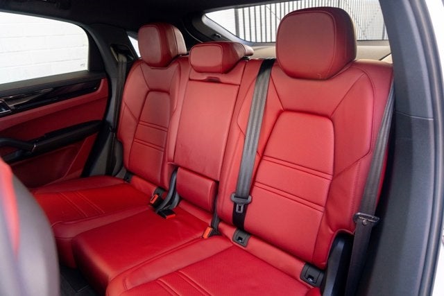 2020 Porsche Cayenne S