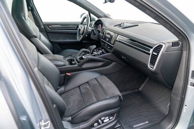 2021 Porsche Cayenne GTS Coupe