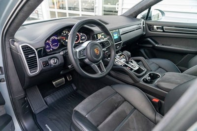 2021 Porsche Cayenne GTS Coupe