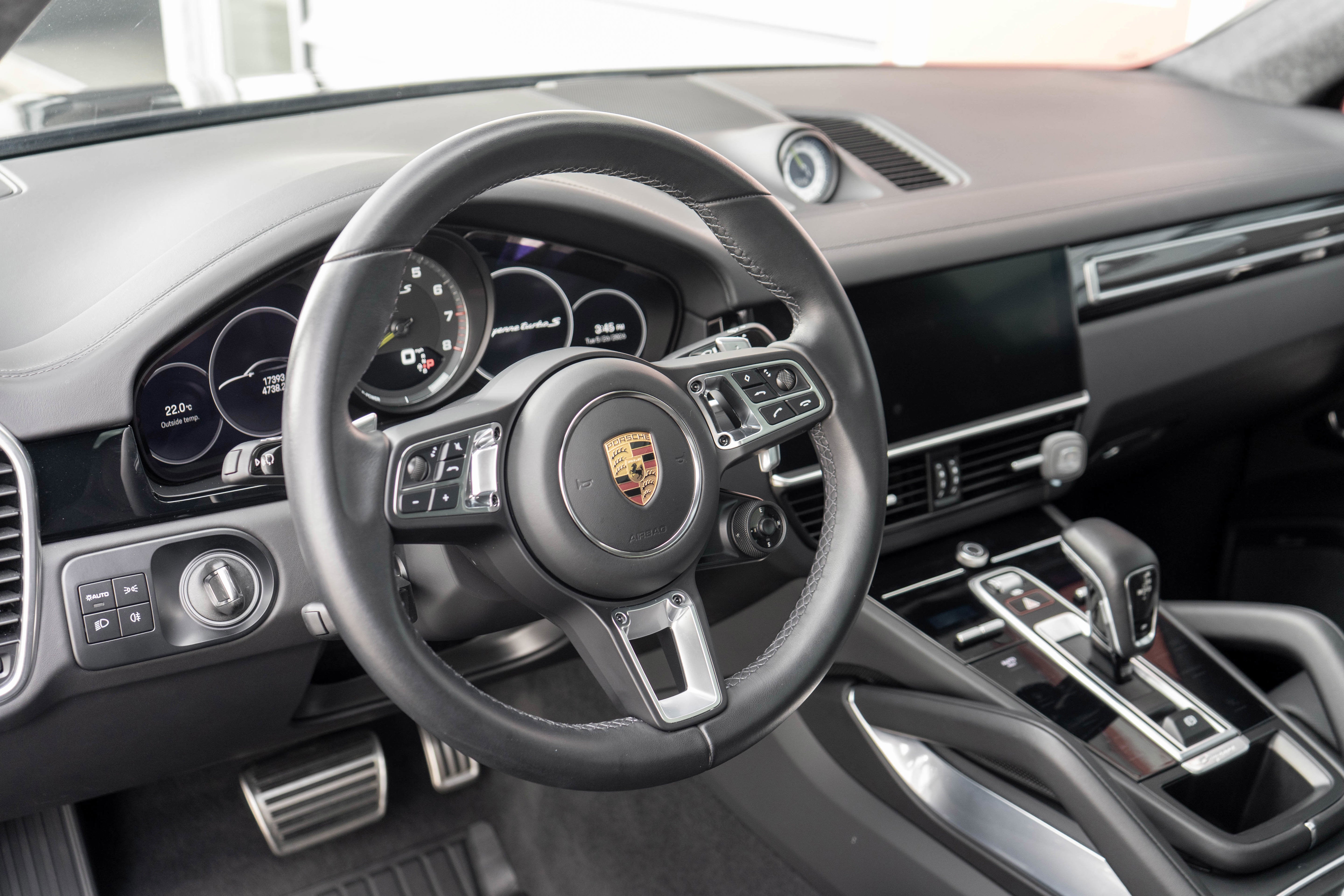 2022 Porsche Cayenne Turbo S E-Hybrid
