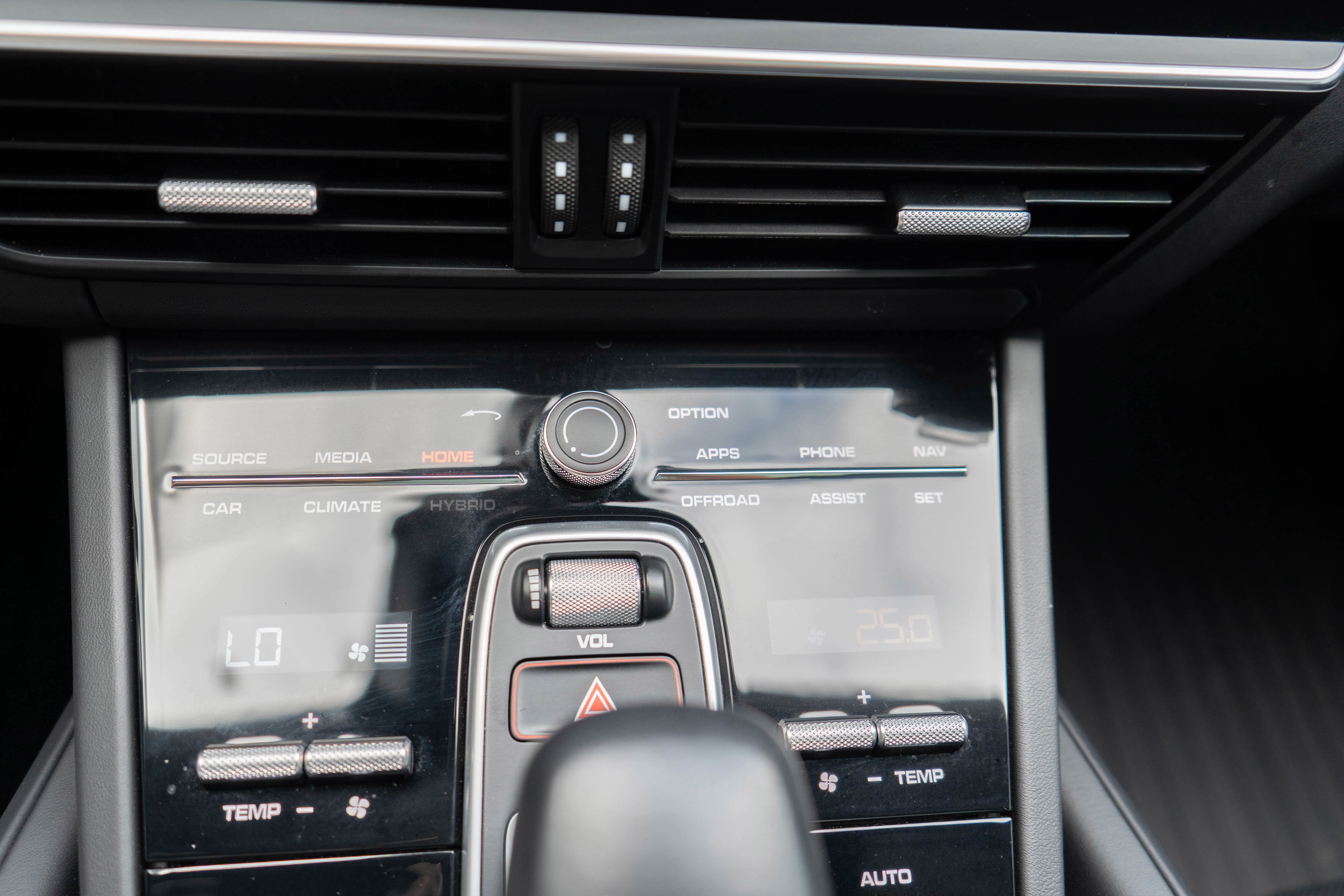 2022 Porsche Cayenne Turbo S E-Hybrid