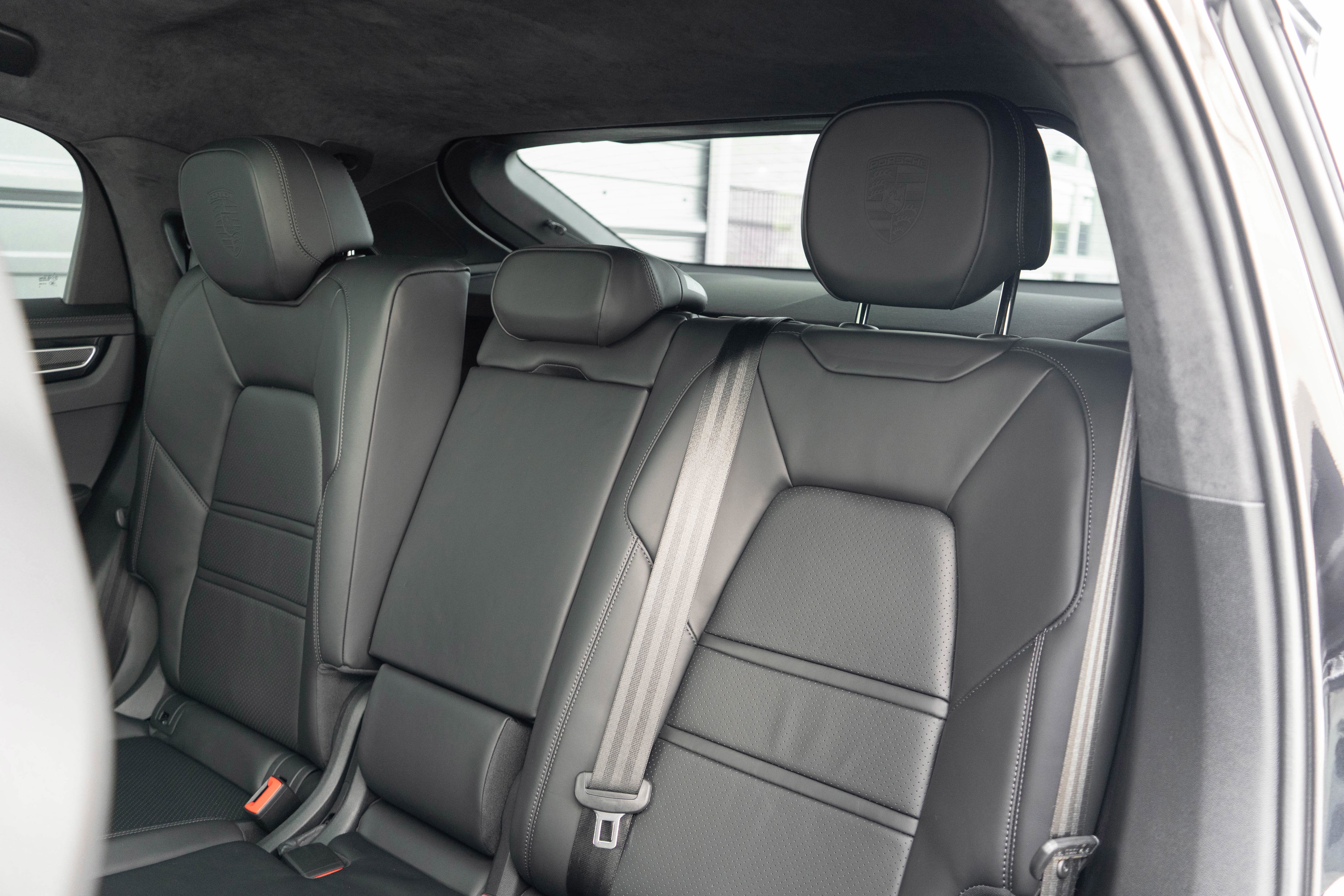 2022 Porsche Cayenne Turbo S E-Hybrid