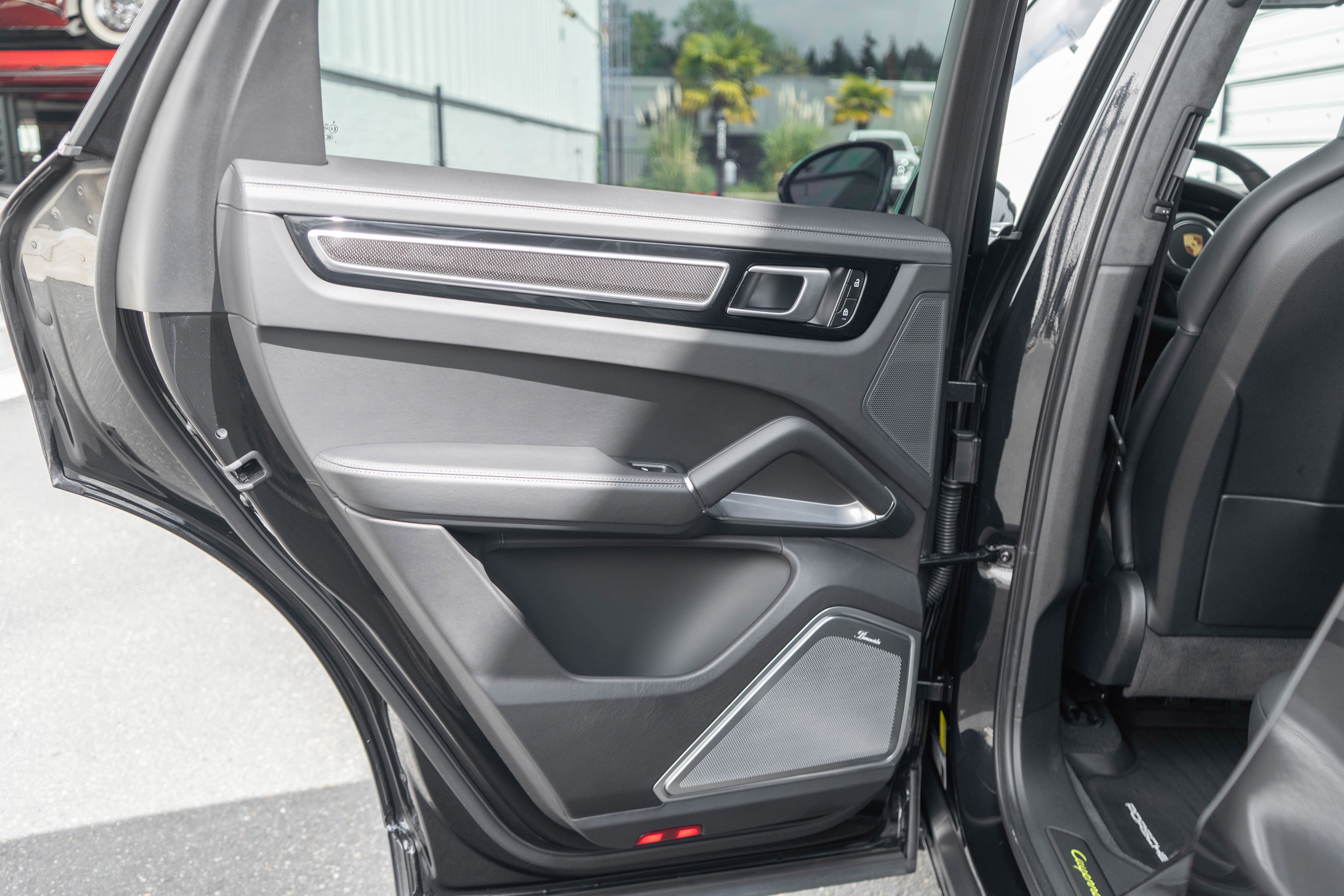 2022 Porsche Cayenne Turbo S E-Hybrid
