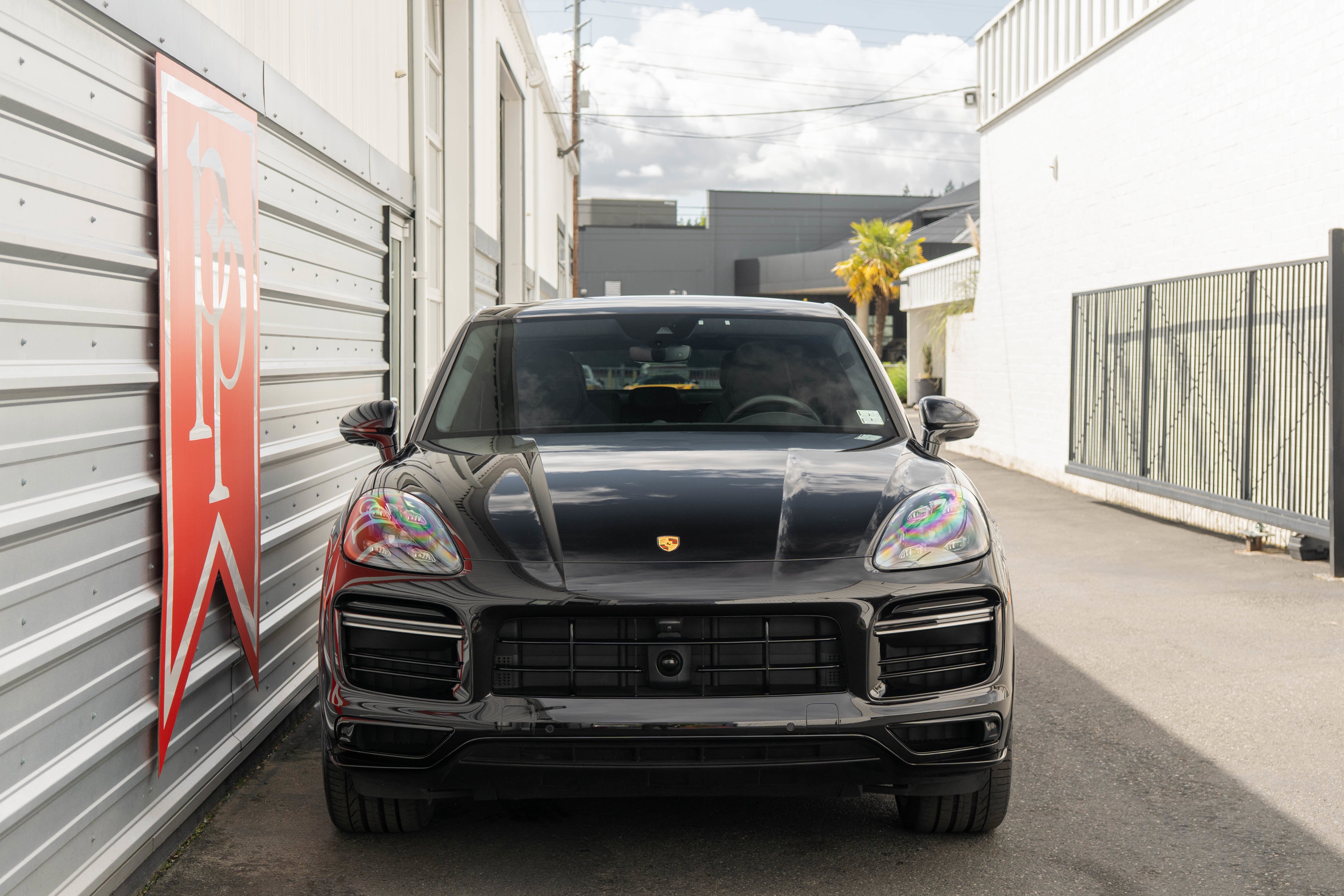 2022 Porsche Cayenne Turbo S E-Hybrid